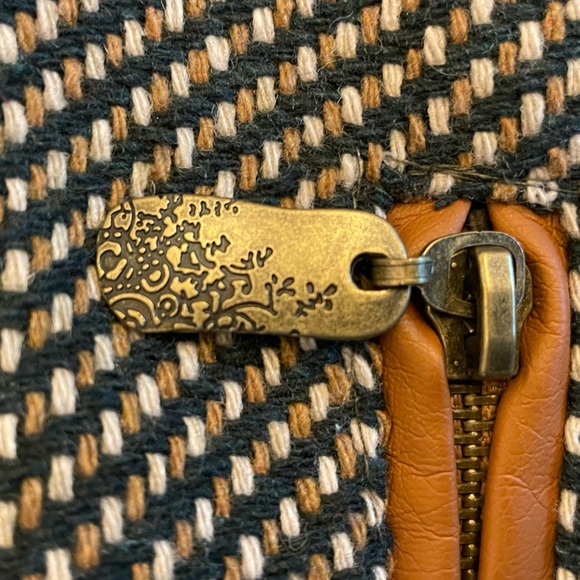 Rue 21 women's dress-up jacket. - Picture 4 of 5